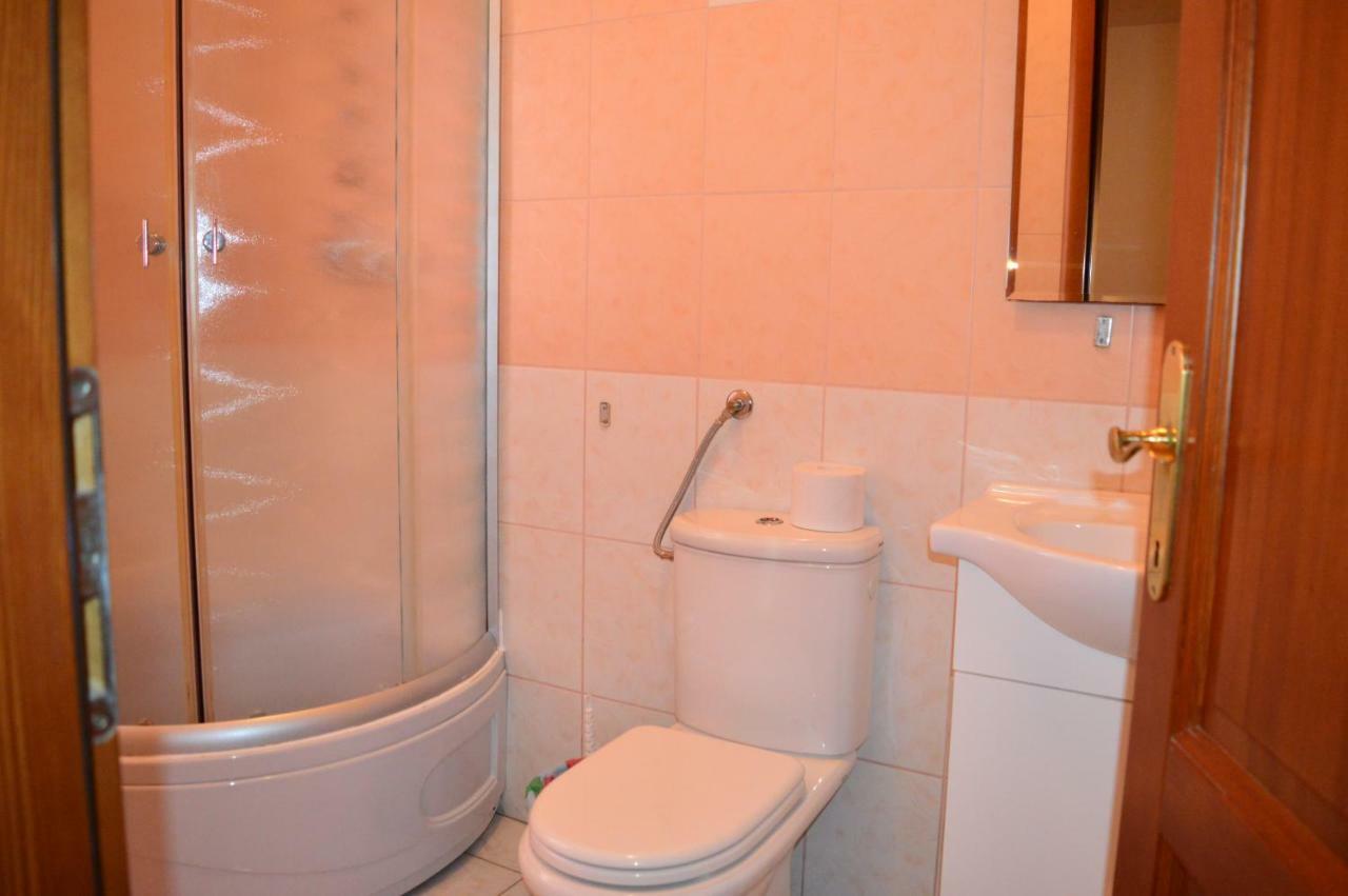 Apartmani Macak II Novalja Ngoại thất bức ảnh